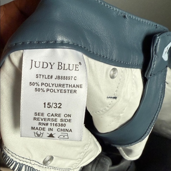 NEW Judy Blue high-waisted tummy control faux leather bootcut pants 32 - Picture 9 of 14